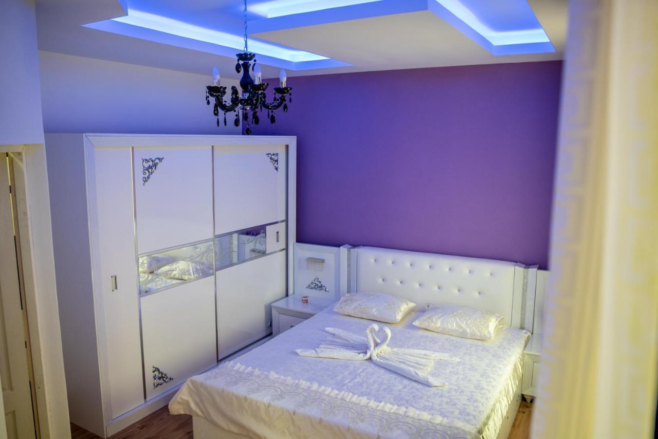 Готель Casa Robi Pestisani Екстер'єр фото